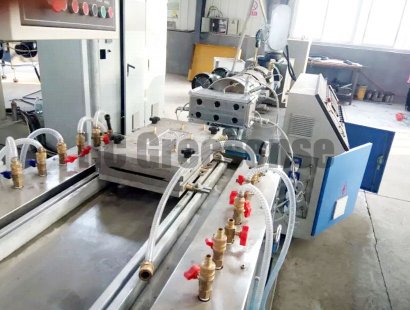 PVC異型材生產(chǎn)線